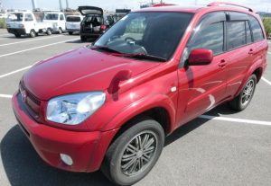 TOYOTA RAV4 FWD ( 4 PERSONEN )